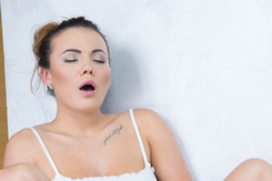 Czech VR Fetish 124 - Two Pissing Babes