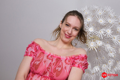 Czech VR Fetish 385 - Peek under Her Dress