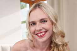 Czech VR Fetish 420 - Hot Blonde With Flexible Pussy