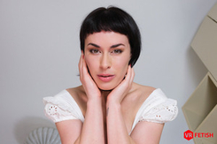 Czech VR Fetish 425 - Young Goddess And Her Pussy