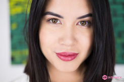 VR Intimacy 005 - Look deep into Dee’s eyes