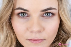 VR Intimacy 018 - Be Quiet and Watch Me!