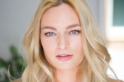 VR Intimacy 024 - Perfection Real Close